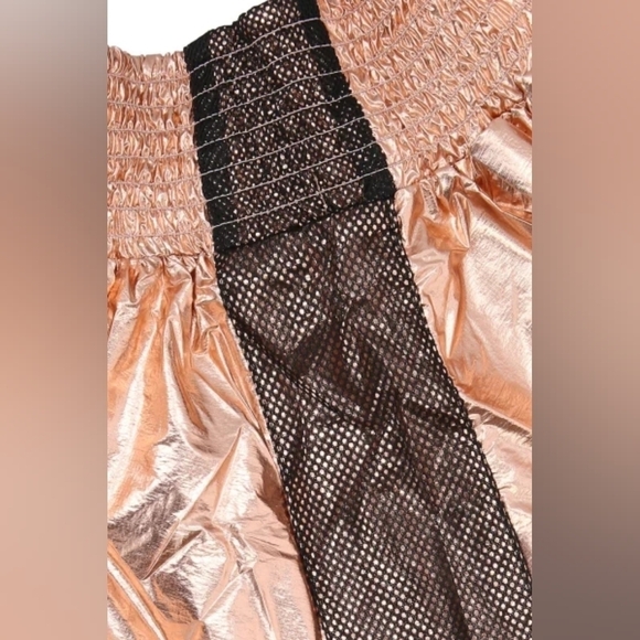 DKNY teens rose-gold metallic mid-length skirt in size 14 (sm) - Picture 5 of 9
